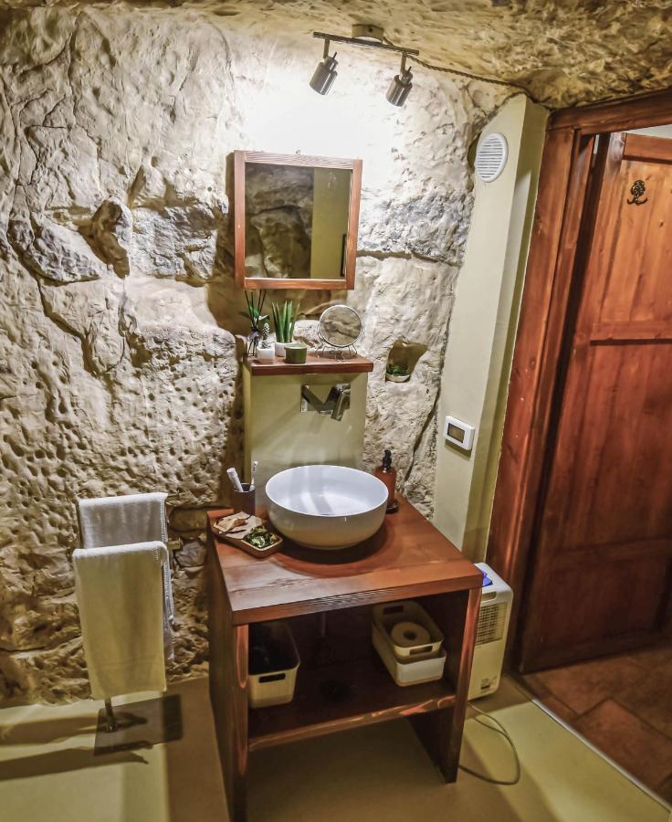 Domum In Petra Casa Nella Roccia Self Check - In Βίλα Μόντικα Εξωτερικό φωτογραφία