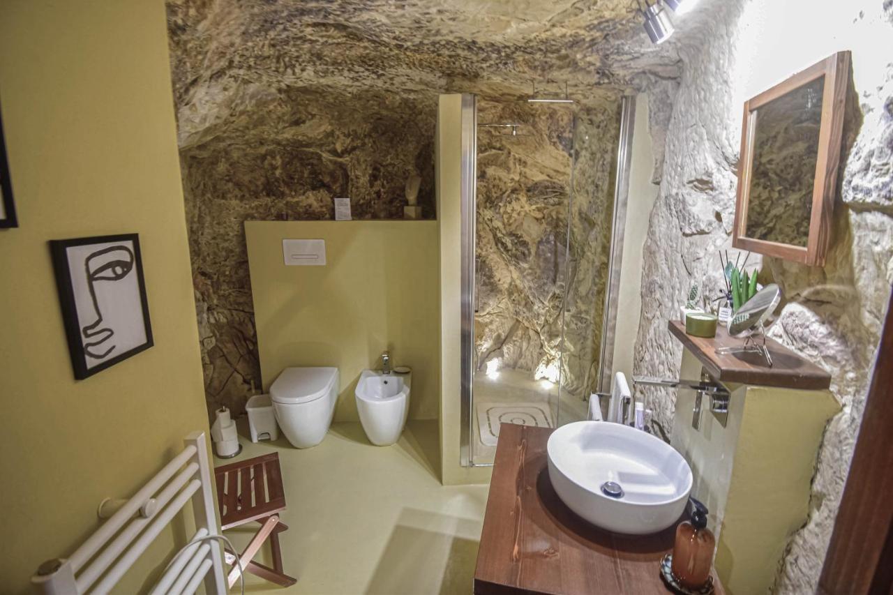 Domum In Petra Casa Nella Roccia Self Check - In Βίλα Μόντικα Εξωτερικό φωτογραφία